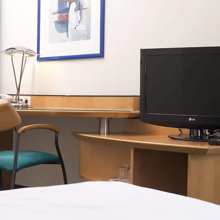 Hostel Grand Urban