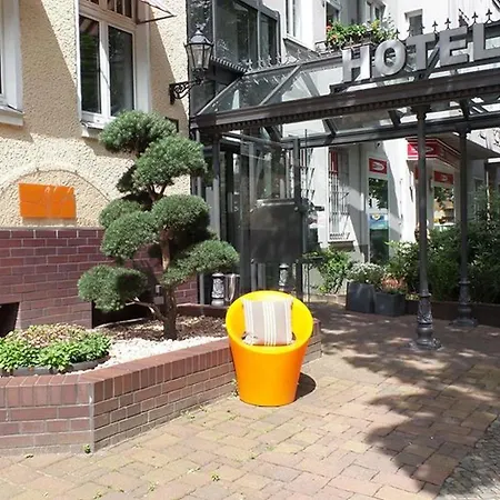 Alt - Tegel 3* Berlin