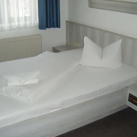 Central-hotel Tegel 2* Берлин