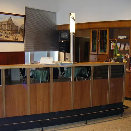 Central-hotel Tegel Hotel
