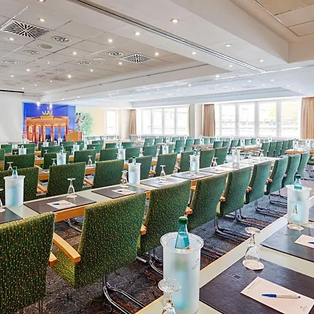 Hotel Abacus Tierpark