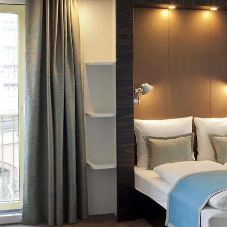 Hotel One Ku'damm 3*