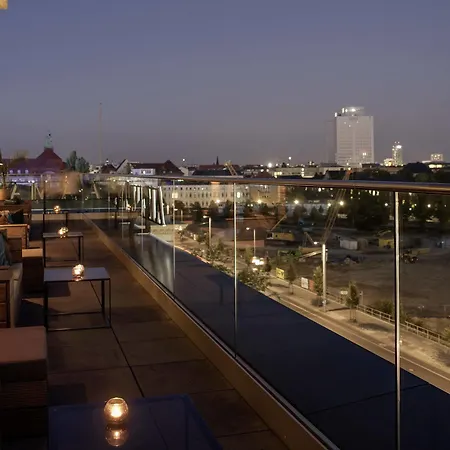 Amano Grand Hotel 3*