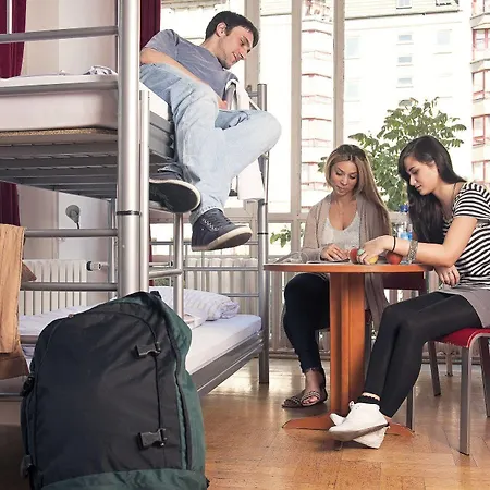 Hostel Cityhostel *