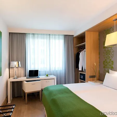 Nh Potsdamer Platz 4* Berlin