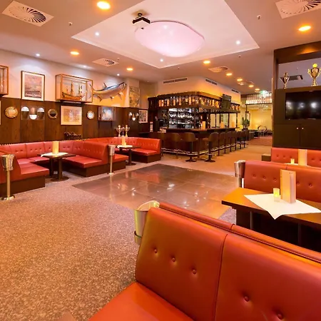 Hotel Steglitz International 4*