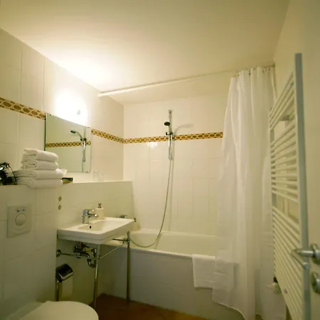 Guest house Midi Parkhotel Mitte 3*