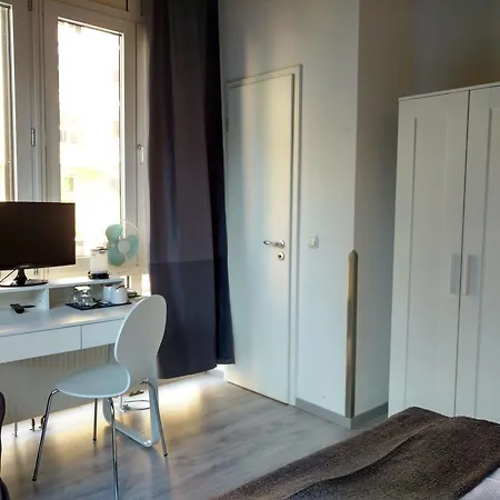 Guest house Midi Parkhotel Mitte