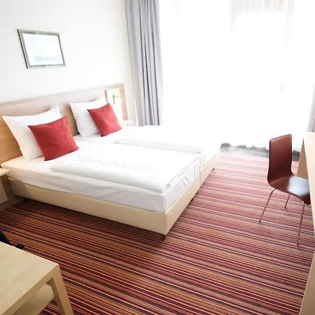 Tryp By Wyndham Am Ku'damm Hotel 3*