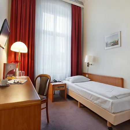 Acom-hotel Kurfuerstendamm Hotel 3*