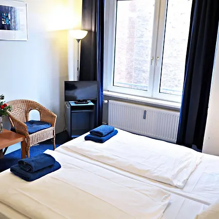 Transit Loft Hotel 2*