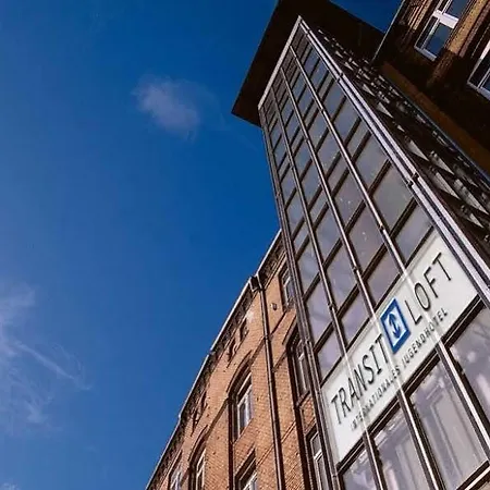 Transit Loft Hotel