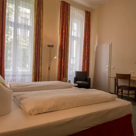 Hotel Tiergarten 3*