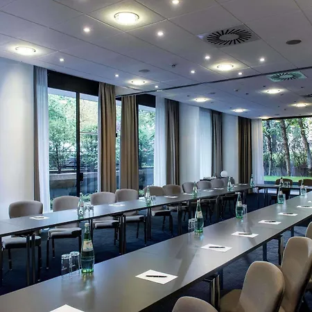 Wyndham Excelsior Hotel 4*