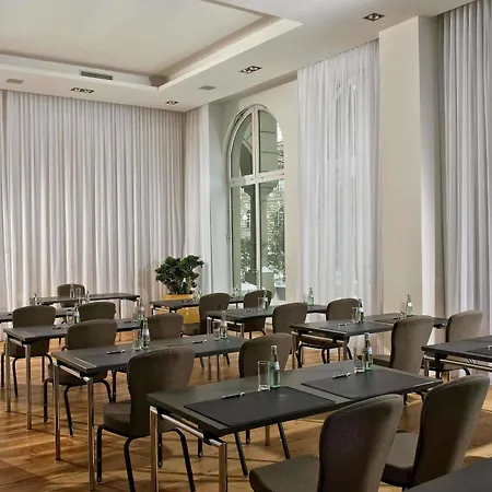 Wyndham Excelsior 4*