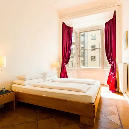 Apartment Aptc Downtown Monument4rent Near Checkpoint Charlie *