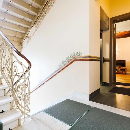 Aptc Downtown Monument4rent Near Checkpoint Charlie Berlin