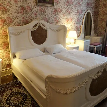 Hotel-pension Funk Am Kurfuerstendamm فندق 3*