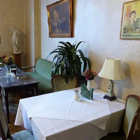 Hotel-pension Funk Am Kurfuerstendamm فندق