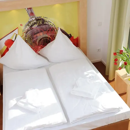 Otel H+ 4youth Berlin