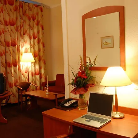 Delta Am Potsdamer Platz Hotel 3*