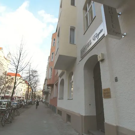 Elegia Am Kurfuerstendamm Berlin