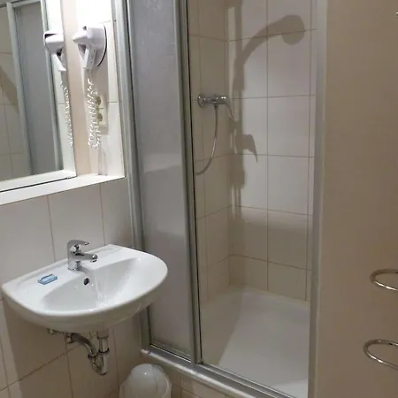 Elegia Am Kurfuerstendamm Hotel 2*