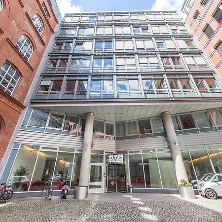 Hotel Ostbahnhof 4*