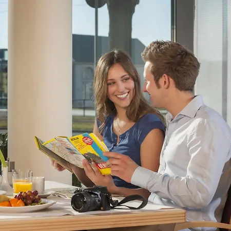 Hotel Essential By Dorint Berlin-adlershof Berlín