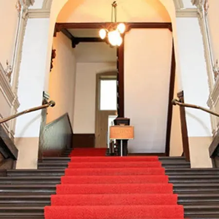 Hotel-pension Cortina Berlin