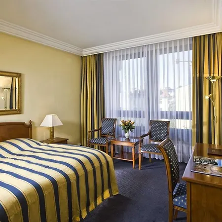 Mondial Am Kurfuerstendamm