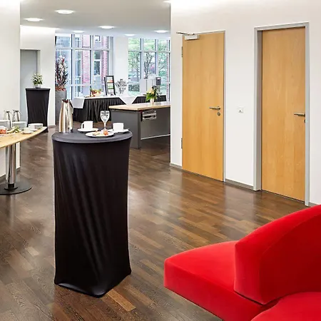 Victor's Residenz-hotel Tegel 3*