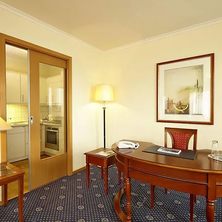 Hyperion 5* Berlín