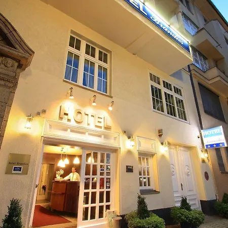 布兰迪斯安德梅塞酒店 3*
