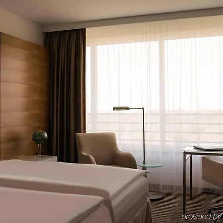 Pullman Schweizerhof 5* Berlim