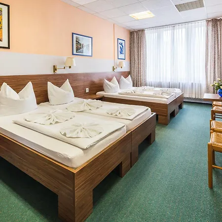 City Ansbach Am Kadewe 3*