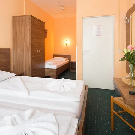 Ansbach Am Kadewe 3*