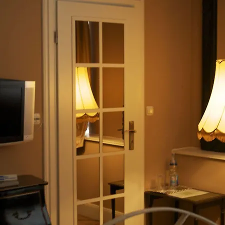 Alte Galerie Am Kudamm Hotel