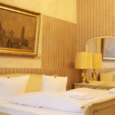 Alte Galerie Am Kudamm Hotel 3*