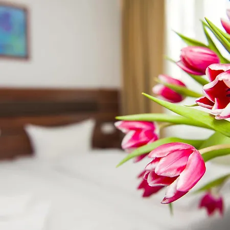 Christie Aparthotel