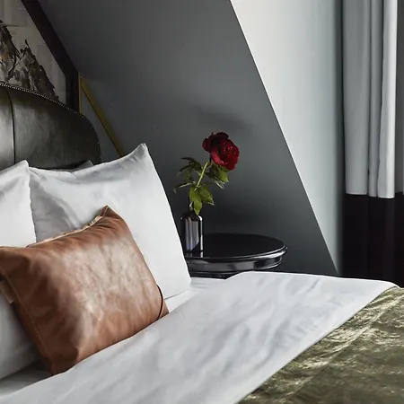 Sir Savigny Hotel, Part Of Sircle Collection Hotell 4*