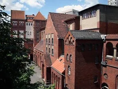 Three Little Pigs - Your Castle Hostel Berlijn