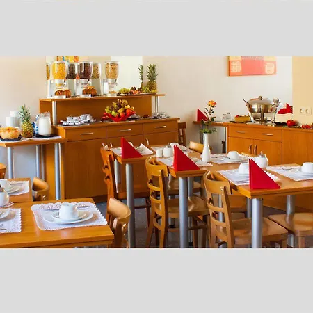 Ambiente מלון