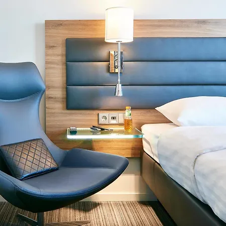 Moxy Ostbahnhof Hotel