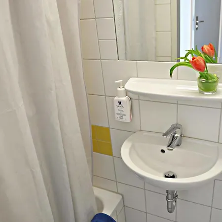 Szálloda Transit 2*