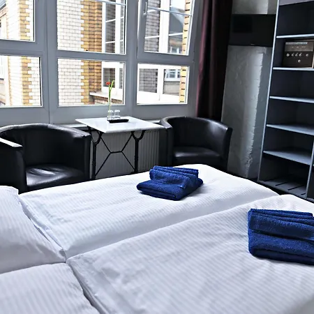 Transit Hotel