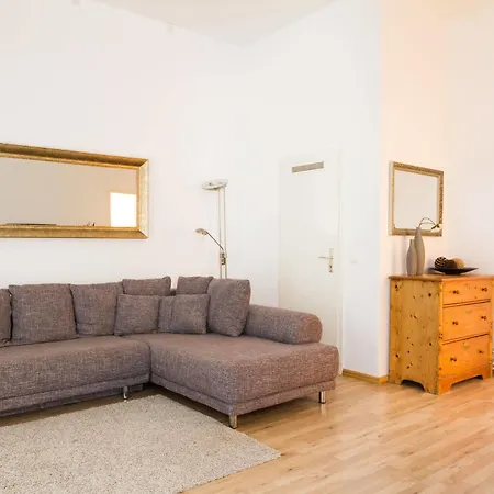 Apartments Berlin Leberstrasse 58 Hotel 3*