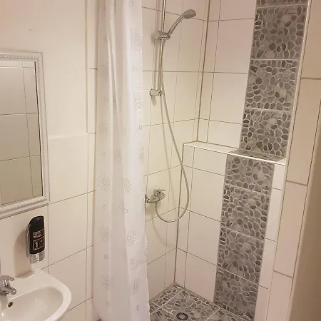 Eberty Hotel 2*