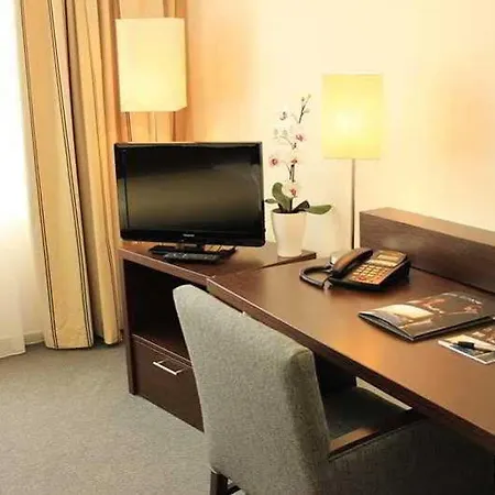 Hotel Luetzow 3*