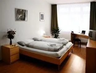 Arena - Mitte Hotel 2*